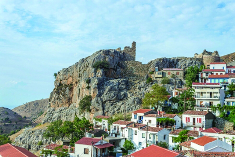 Με χρηματοδότηση της Περιφέρειας ΑΜΘ αποκαθίσταται ο ναός του Αγίου Γεωργίου στο Σουφλί και τοποθετείται νέος φωτισμός στο κάστρο της Χώρας στη Σαμοθράκη Με χρηματοδότηση της Περιφέρειας ΑΜΘ αποκαθίσταται ο ναός του Αγίου Γεωργίου στο Σουφλί και τοποθετείται νέος φωτισμός στο κάστρο της Χώρας στη Σαμοθράκη