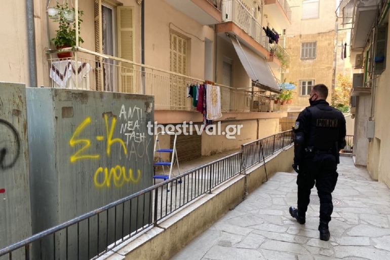Θεσσαλονίκη: Έσφαξε τη σύντροφό του μέσα στο διαμέρισμά της Θεσσαλονίκη: Έσφαξε τη σύντροφό του μέσα στο διαμέρισμά της