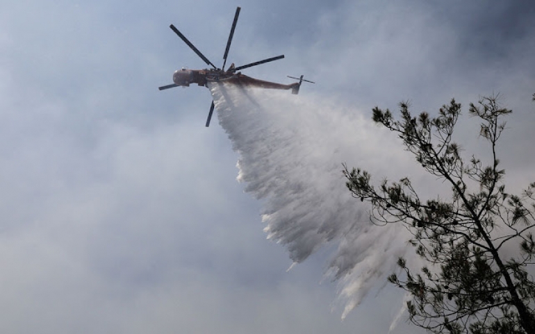 Φωτιά σε δασική έκταση στο Ωραίο στην ορεινή Ξάνθη