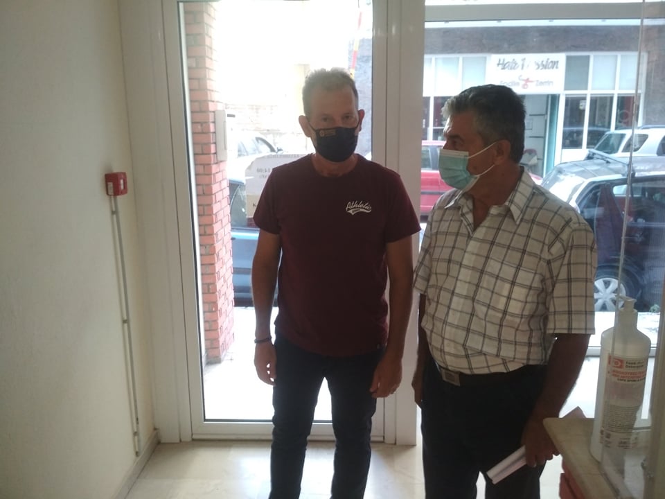 Συνάντηση διευθυντή ΟΠΕΚΑ Γ. Νικολάου με τον Πρόεδρο των ΑμεΑ Ροδόπης Τ. Καρούντζο Συνάντηση διευθυντή ΟΠΕΚΑ Γ. Νικολάου με τον Πρόεδρο των ΑμεΑ Ροδόπης Τ. Καρούντζο