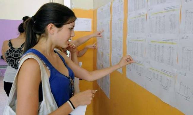 Βάσεις 2021-Καραμέως: Θα υπάρξουν άλλες 20.000 θέσεις στα Δημόσια ΙΕΚ τον Σεπτέμβριο Βάσεις 2021-Καραμέως: Θα υπάρξουν άλλες 20.000 θέσεις στα Δημόσια ΙΕΚ τον Σεπτέμβριο