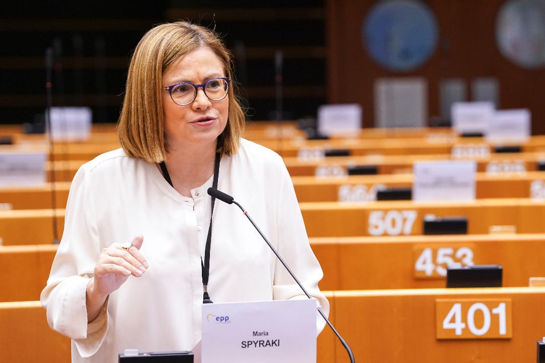 Η Κομισιόν καλεί την Τουρκία να λάβει μέτρα για τη βλέννα στη θάλασσα Η Κομισιόν καλεί την Τουρκία να λάβει μέτρα για τη βλέννα στη θάλασσα