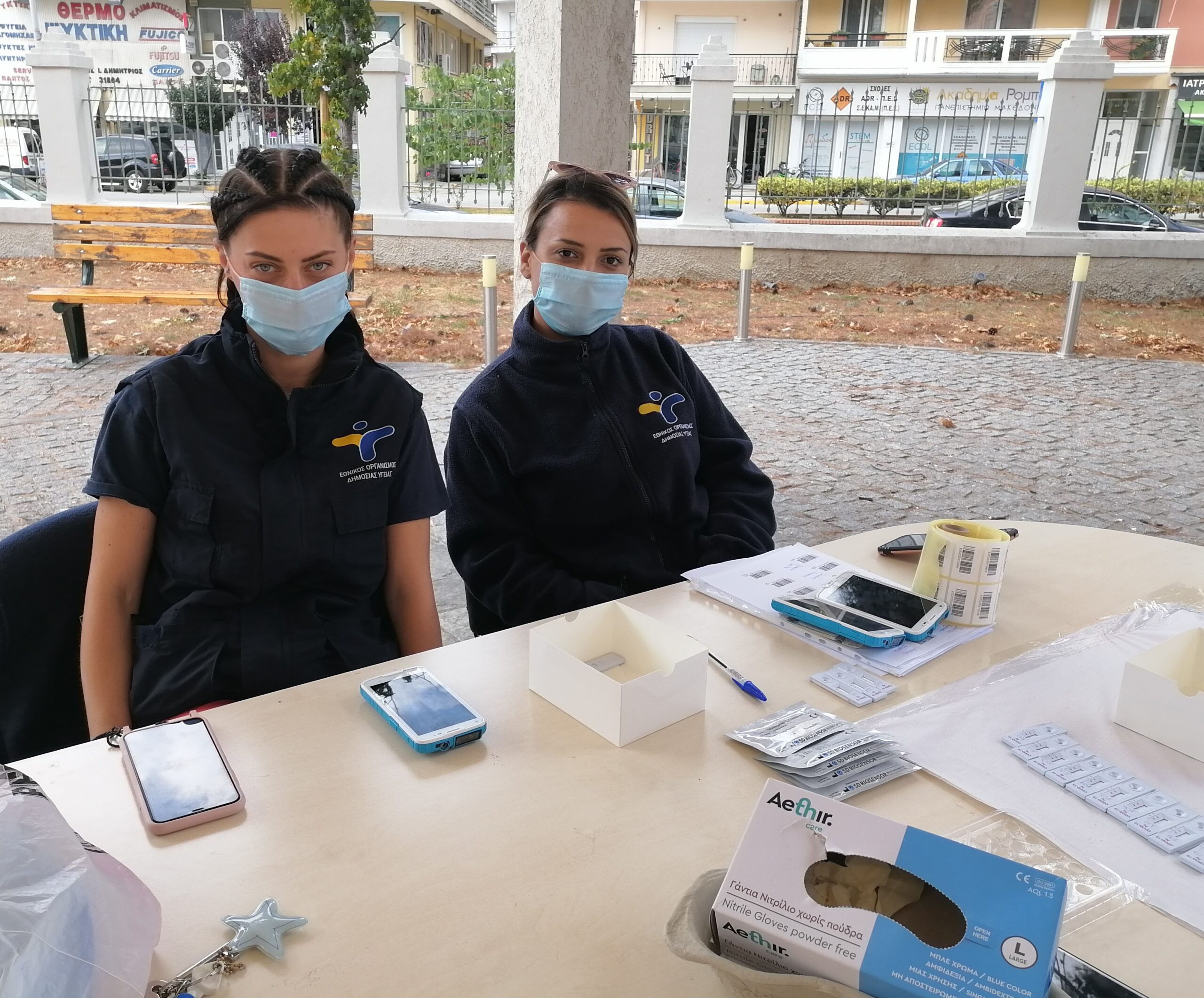 Rapid tests για όλους χωρίς βεβαιώσεις για ανεμβολίαστους Rapid tests για όλους χωρίς βεβαιώσεις για ανεμβολίαστους