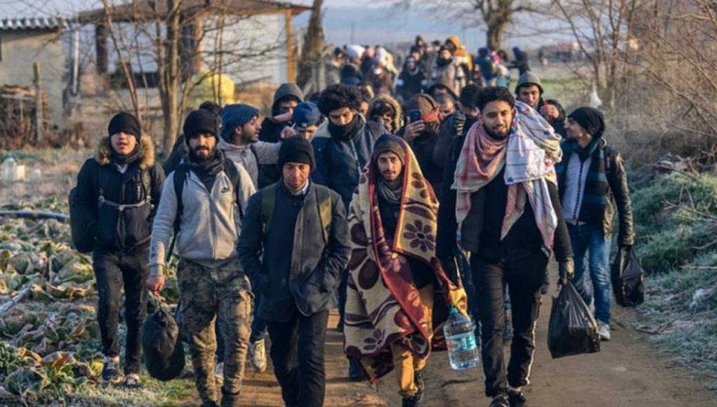 Έως 2 εκατ. Αφγανοί στα ελληνικά σύνορα σύμφωνα με έρευνα που έχει στα χέρια του ο Πρωθυπουργός Έως 2 εκατ. Αφγανοί στα ελληνικά σύνορα σύμφωνα με έρευνα που έχει στα χέρια του ο Πρωθυπουργός