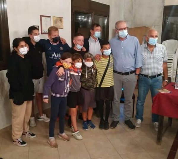 Τα παιδιά του Σταυρού συνομίλησαν με τον Δήμαρχο Καβάλας Τα παιδιά του Σταυρού συνομίλησαν με τον Δήμαρχο Καβάλας