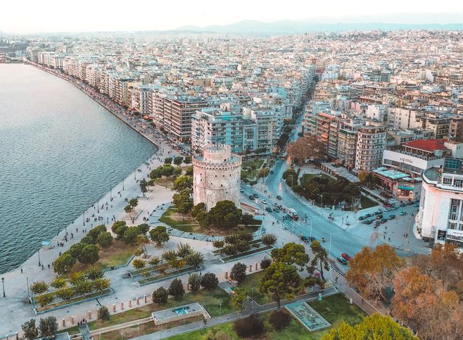 Κορωνοϊός: Στο «κόκκινο» Θεσσαλονίκη, Λάρισα, Χαλκιδική και Κιλκίς