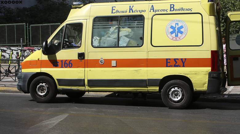 Αγρίνιο: Νεκρός ένας ανήλικος που έπεσε από το μπαλκόνι Αγρίνιο: Νεκρός ένας ανήλικος που έπεσε από το μπαλκόνι
