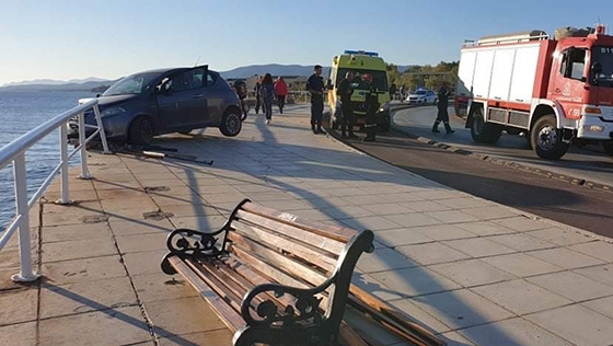Tροχαίο στην παραλιακή της Αλεξανδρούπολης Tροχαίο στην παραλιακή της Αλεξανδρούπολης