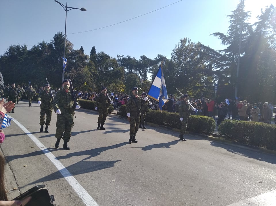 Η Κομοτηνή τίμησε την Εθνική επέτειο με στρατιωτική παρέλαση