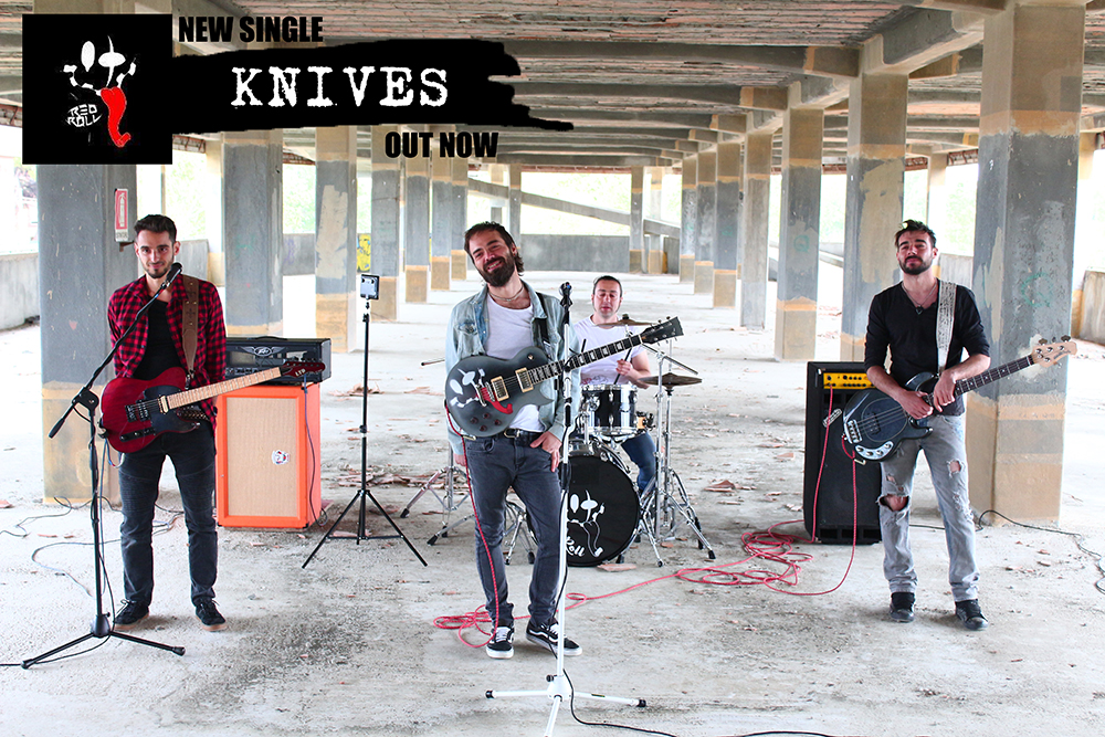 RED ROLL – νέο single “Knives”