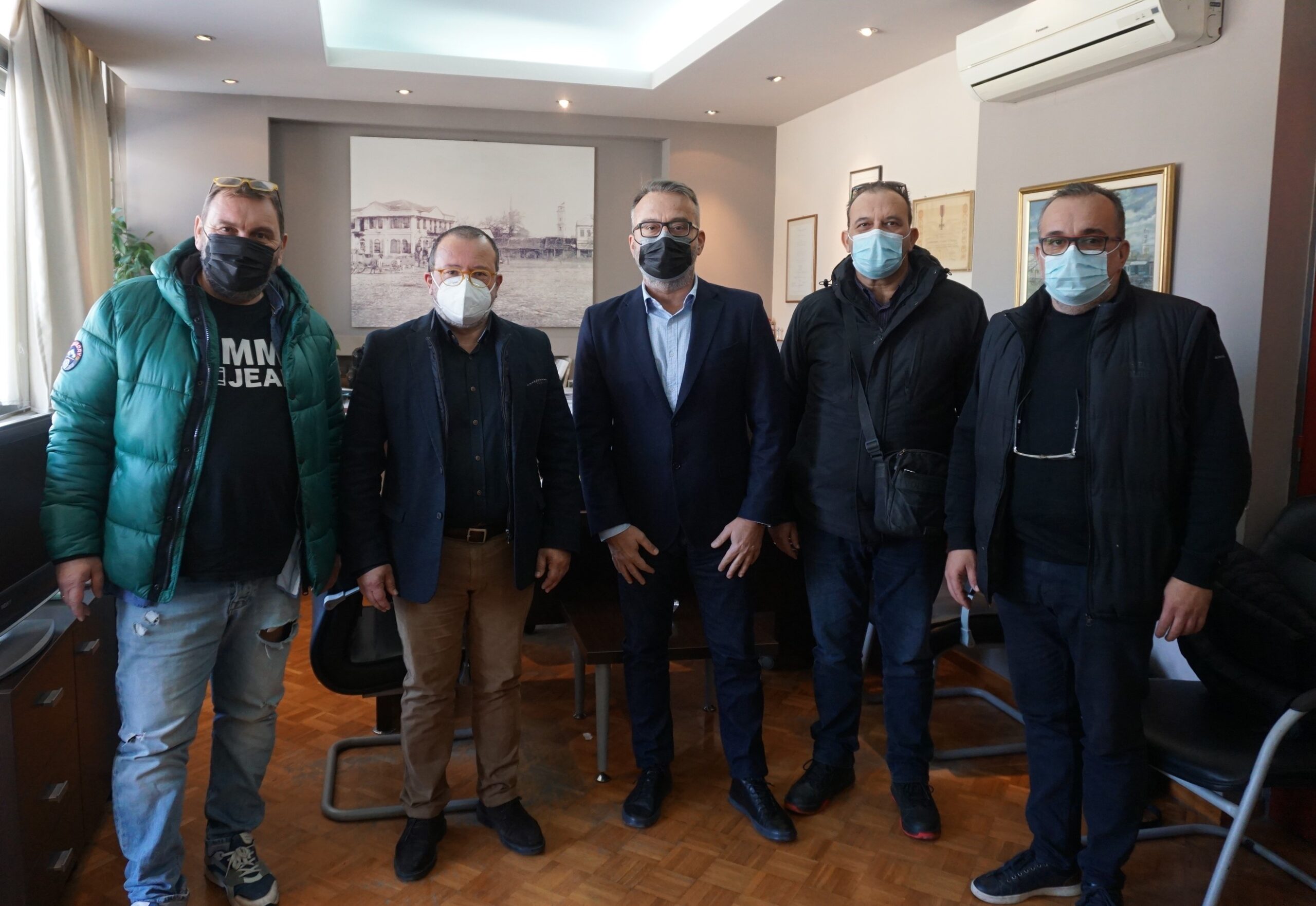 Συνάντηση Δημάρχου Κομοτηνής με τον Αντιπρόεδρο της ΚΟΕ και τη Ναυταθλητική Ένωση Ροδόπης Συνάντηση Δημάρχου Κομοτηνής με τον Αντιπρόεδρο της ΚΟΕ και τη Ναυταθλητική Ένωση Ροδόπης