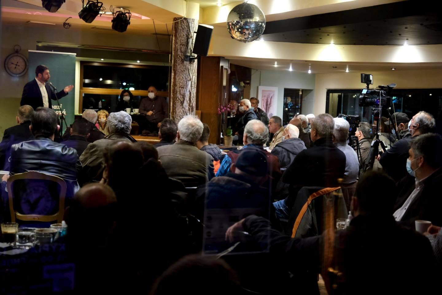 «Έχουμε προοπτική μόνο αν μας εμπιστευτούν ξανά οι νεότερες γενιές» «Έχουμε προοπτική μόνο αν μας εμπιστευτούν ξανά οι νεότερες γενιές»
