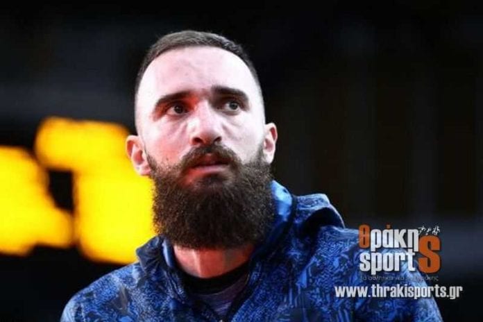 Ξεκινά προπονητική καριέρα ως υπεύθυνος αλμάτων της Ολυμπιάδας Κομοτηνής ο Κώστας Μπανιώτης Ξεκινά προπονητική καριέρα ως υπεύθυνος αλμάτων της Ολυμπιάδας Κομοτηνής ο Κώστας Μπανιώτης
