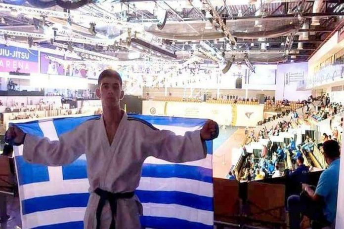Ο Θρακιώτης Βαγγέλης Χριστόπουλος 4ος στον κόσμο στο Παγκόσμιο Ζίου-Ζίτσου του Αμπού Ντάμπι Ο Θρακιώτης Βαγγέλης Χριστόπουλος 4ος στον κόσμο στο Παγκόσμιο Ζίου-Ζίτσου του Αμπού Ντάμπι