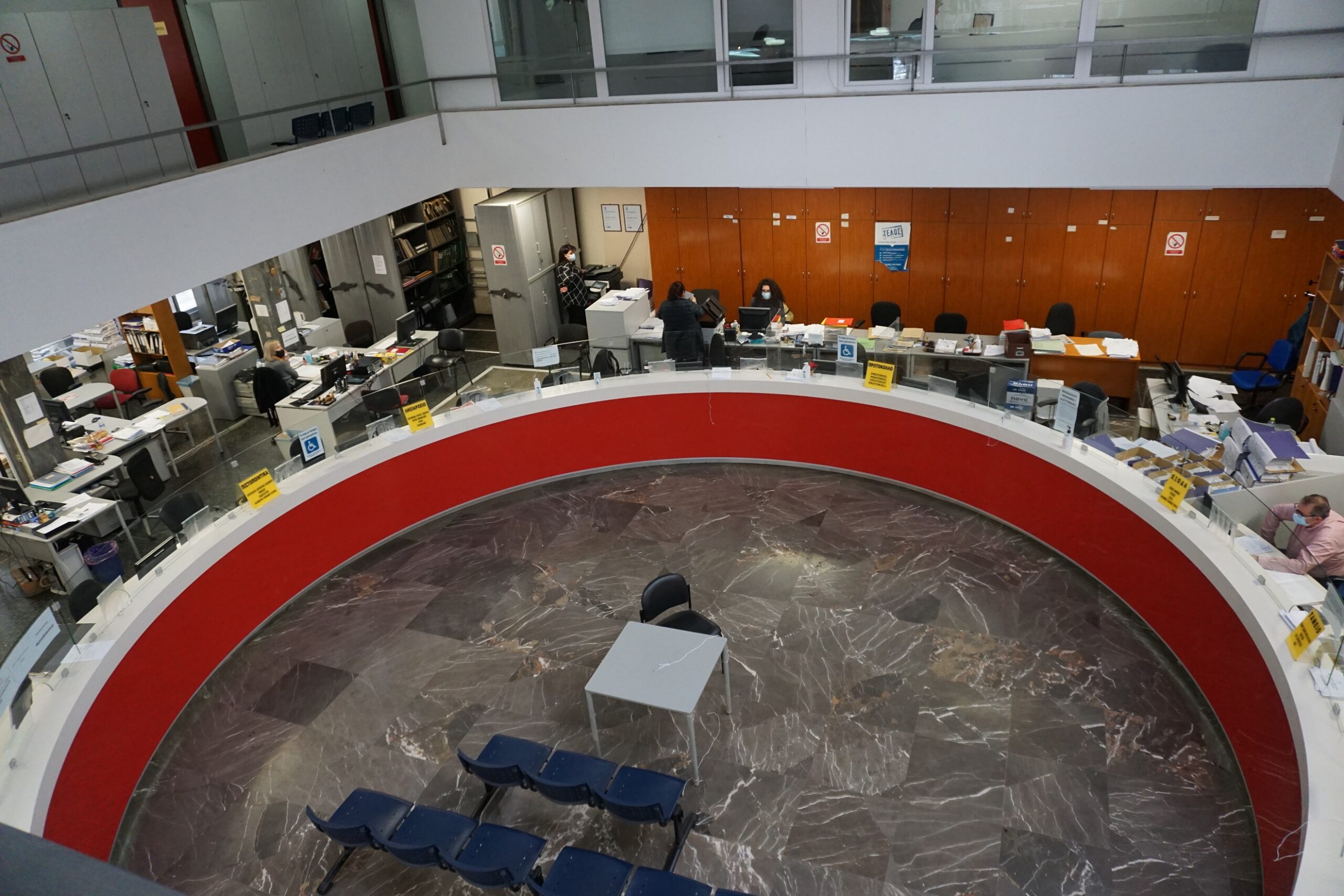 Παράταση άδειας ανάπτυξης τραπεζοκαθισμάτων λόγω COVID-19 για τους επαγγελματίες Παράταση άδειας ανάπτυξης τραπεζοκαθισμάτων λόγω COVID-19 για τους επαγγελματίες