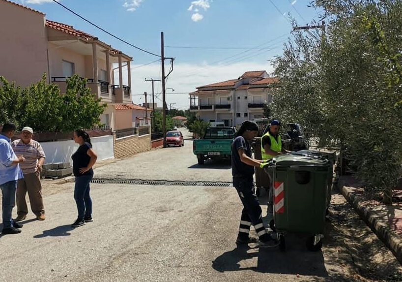 175 νέους κάδους απορριμμάτων τοποθέτησε ο Δήμος Ιάσμου 175 νέους κάδους απορριμμάτων τοποθέτησε ο Δήμος Ιάσμου