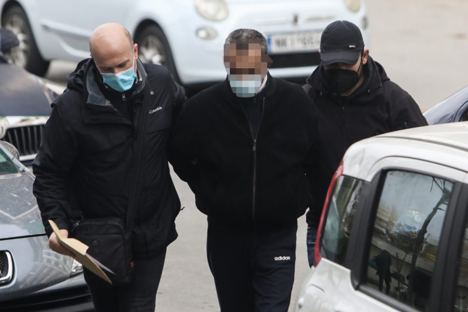 Θεσσαλονίκη: Την κατακρεούργησε με 23 μαχαιριές – Ο 49χρονος είχε ιστορικό σε ψυχιατρείο Θεσσαλονίκη: Την κατακρεούργησε με 23 μαχαιριές – Ο 49χρονος είχε ιστορικό σε ψυχιατρείο