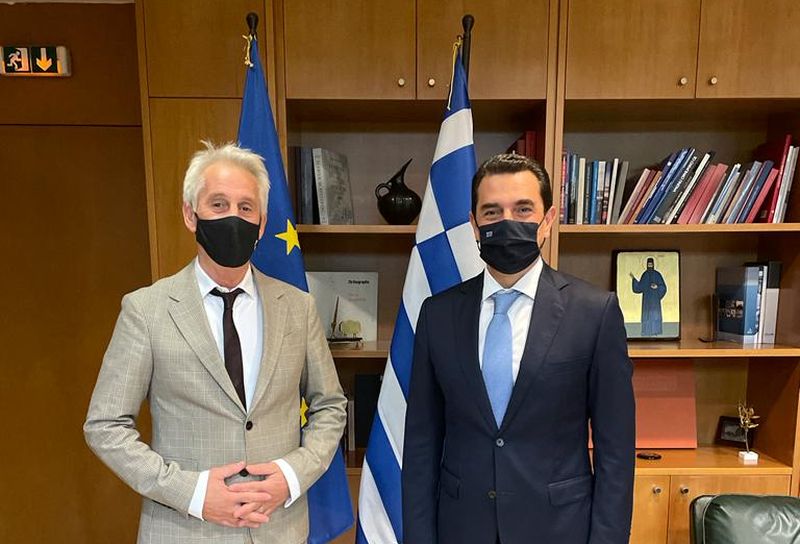 Ο Νίκος Τσέπελης σε συνάντηση εργασίας με τον Κώστα Σκρέκα Ο Νίκος Τσέπελης σε συνάντηση εργασίας με τον Κώστα Σκρέκα