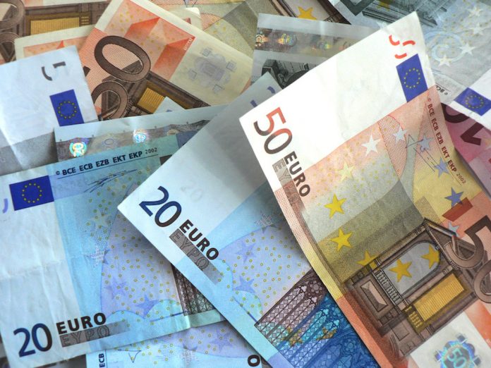 Χωρίς αίτηση, απευθείας στους λογαριασμούς των δικαιούχων το κοινωνικό μέρισμα Χωρίς αίτηση, απευθείας στους λογαριασμούς των δικαιούχων το κοινωνικό μέρισμα