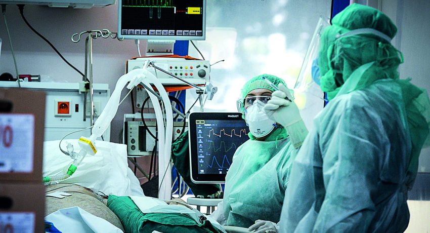 4.801 κρούσματα, 77+1 θάνατοι, εισαγωγές στα νοσοκομεία 353 4.801 κρούσματα, 77+1 θάνατοι, εισαγωγές στα νοσοκομεία 353