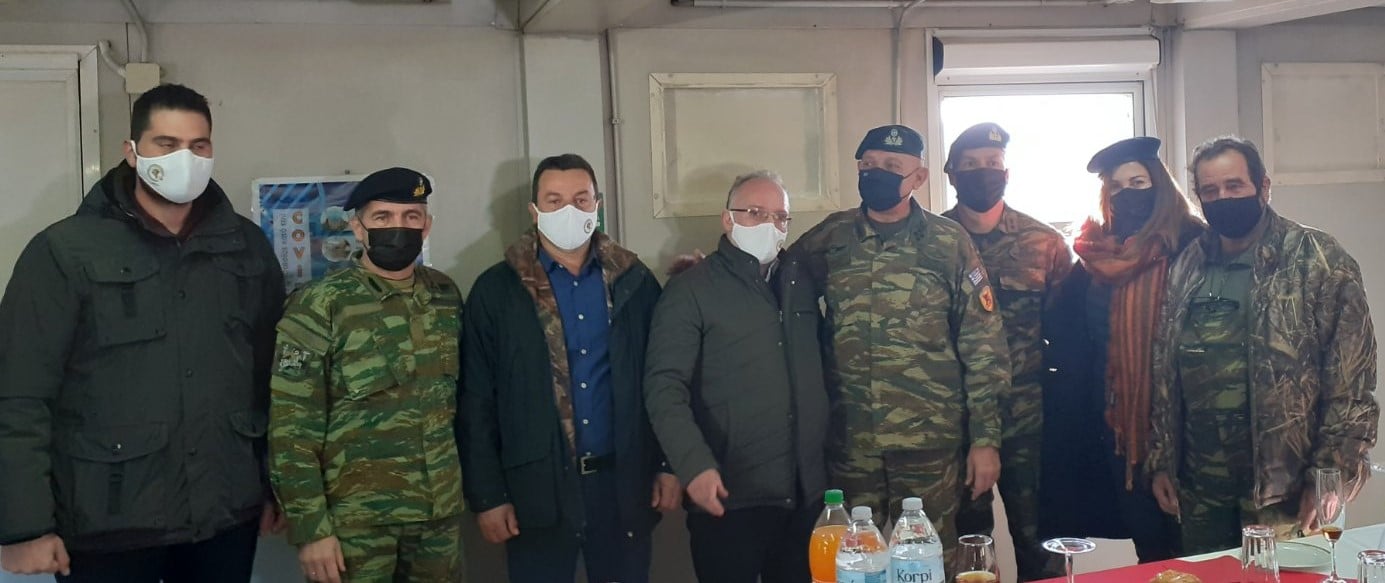 Ο Αρχηγός ΓΕΕΘΑ επισκέφτηκε το Δήμο Μαρωνείας Σαπών Ο Αρχηγός ΓΕΕΘΑ επισκέφτηκε το Δήμο Μαρωνείας Σαπών