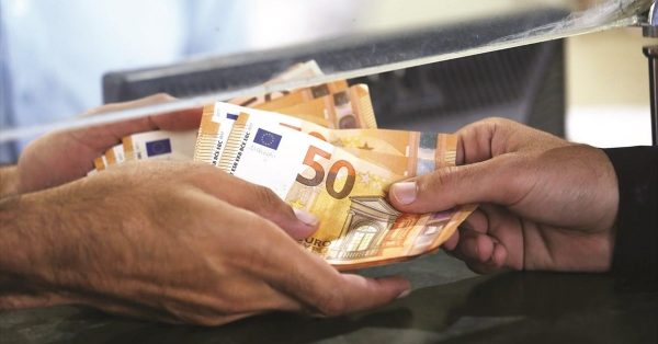 Νέα μέτρα στήριξης: Αναστολές χωρίς απολύσεις, επίδομα 534 ευρώ και τηλεργασία Νέα μέτρα στήριξης: Αναστολές χωρίς απολύσεις, επίδομα 534 ευρώ και τηλεργασία