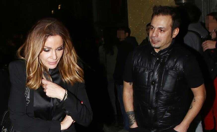 Έξαλλος ο Ντέμης Νικολαΐδης με τη Δέσποινα Βανδή – Πάνω από το πτώμα μου θα τον παντρευτείς Έξαλλος ο Ντέμης Νικολαΐδης με τη Δέσποινα Βανδή – Πάνω από το πτώμα μου θα τον παντρευτείς
