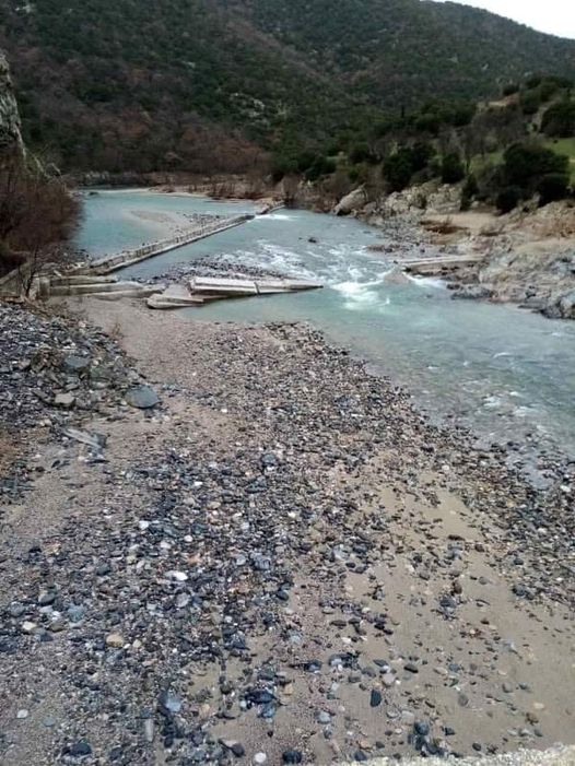 Μανώλης Ταπατζάς : «Μεγάλη καθυστέρηση έργων» Μανώλης Ταπατζάς : «Μεγάλη καθυστέρηση έργων»