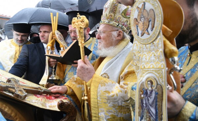 ΦΩΣ ΕΚ ΦΩΤΟΣ κατά την ΒΑΠΤΙΣΜΑΤΙΚΗ ΘΕΟΦΑΝΕΙΑ της ΤΡΙΑΔΙΚΗΣ ΘΕΟΤΗΤΟΣ