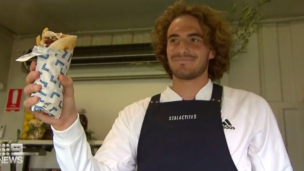 Το «Tsitsipas Souvlaki» στο Melbourne Park ! ( βίντεο + φώτος) Το «Tsitsipas Souvlaki» στο Melbourne Park ! ( βίντεο + φώτος)