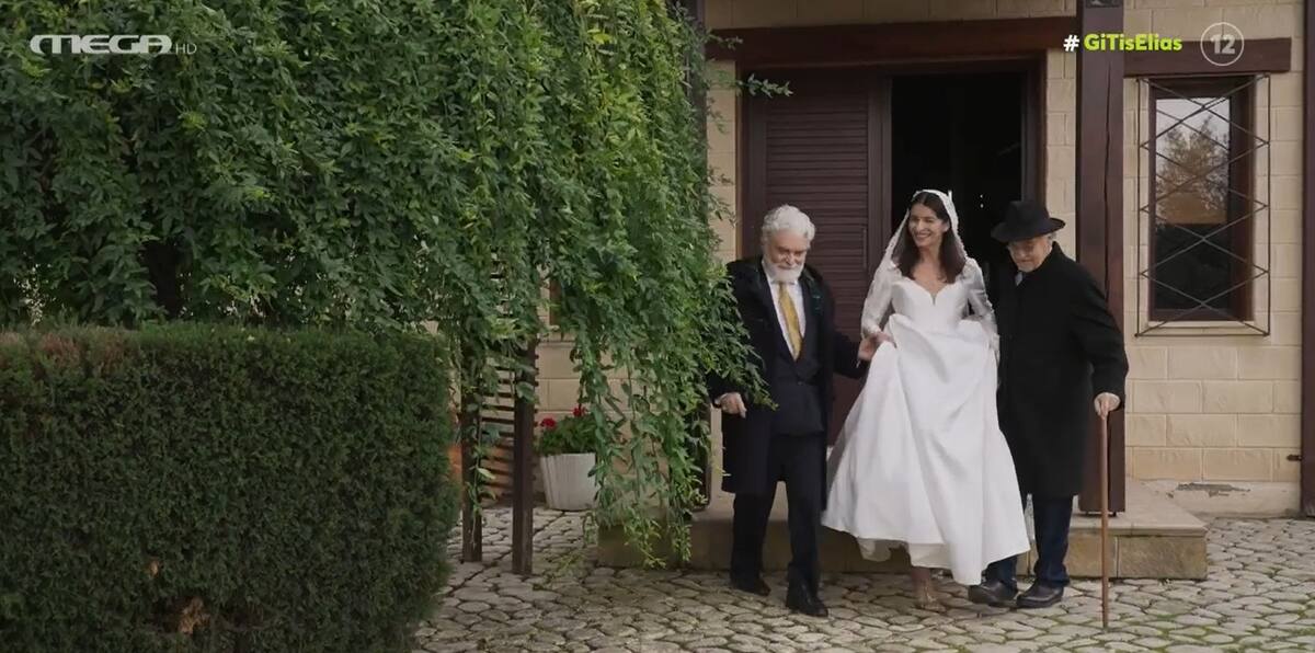 Γη της ελιάς: Ο πολυπόθητος γάμος της Ιουλίας έφτασε και το twitter «κατακεραυνώνει» τον Στάθη