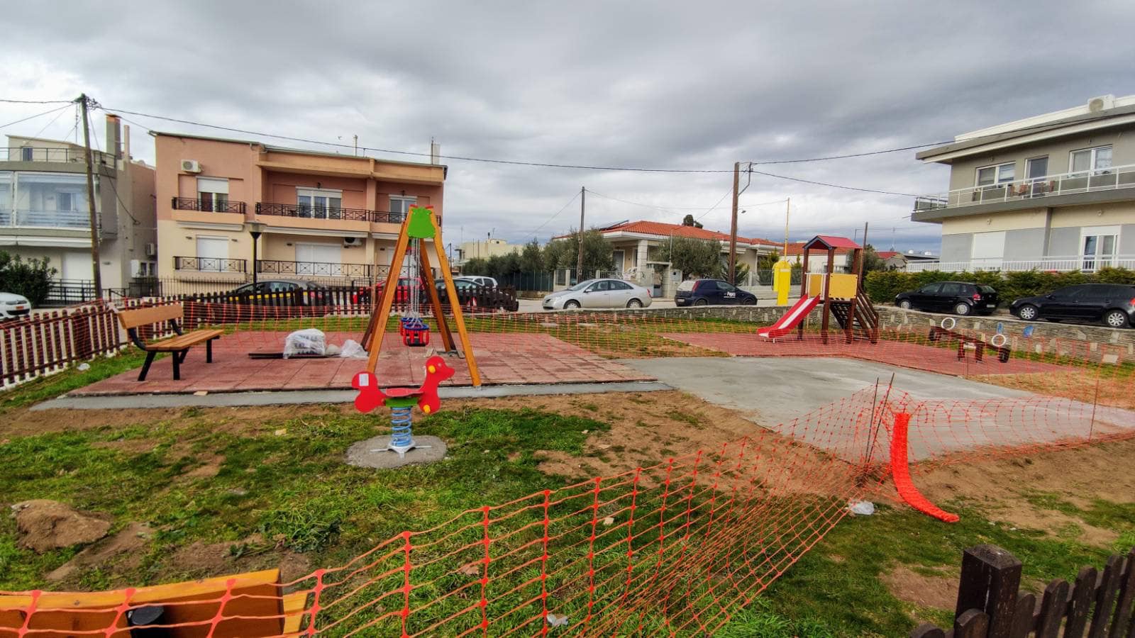 Σε εξέλιξη η ανακατασκευή συνολικά 79 παιδικών χαρών στο Δήμο Αλεξανδρούπολης