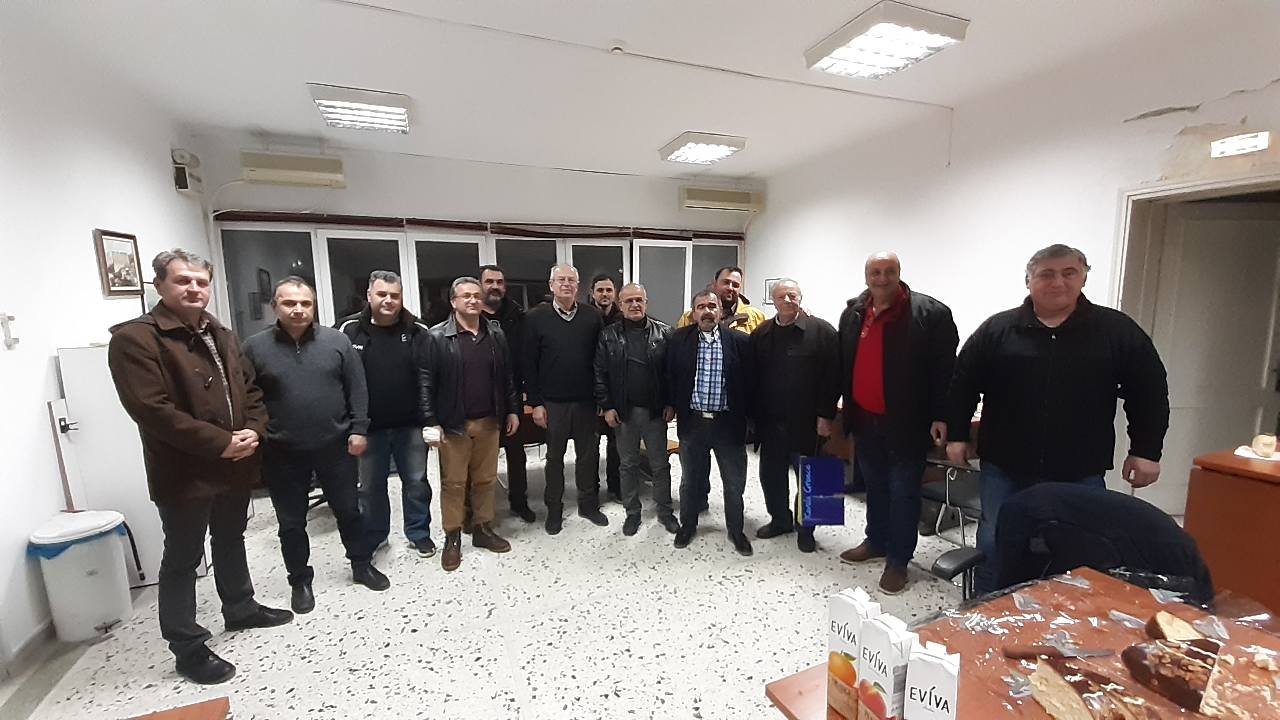 Κοπή βασιλόπιτας των Προέδρων των Τοπικών Κοινοτήτων του Δήμου Καβάλας Κοπή βασιλόπιτας των Προέδρων των Τοπικών Κοινοτήτων του Δήμου Καβάλας