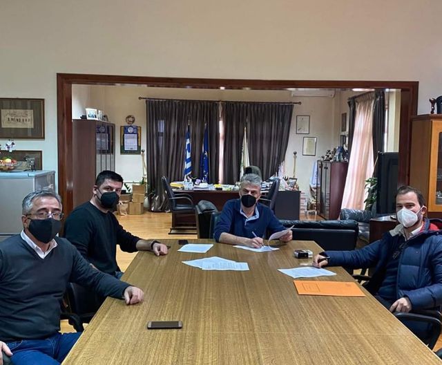 Αποκατάσταση στεγών σε σχολικές μονάδες του Δήμου Ορεστιάδας Αποκατάσταση στεγών σε σχολικές μονάδες του Δήμου Ορεστιάδας