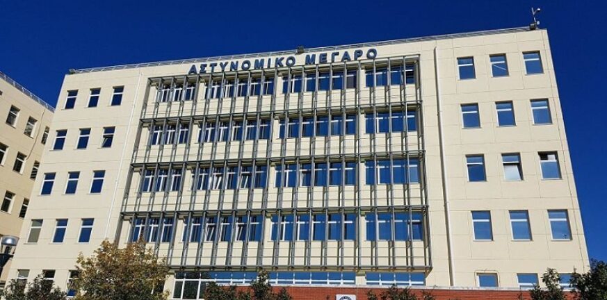 Βιασμός 24χρονης: Στη Γ.Α.Δ. Θεσσαλονίκης ένας από τους εμπλεκόμενους στην υπόθεση Βιασμός 24χρονης: Στη Γ.Α.Δ. Θεσσαλονίκης ένας από τους εμπλεκόμενους στην υπόθεση