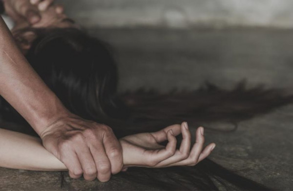 Θεσσαλονίκη: Επιχειρηματίας συνελήφθη για τον βιασμό 24χρονης σε σουίτα ξενοδοχείου Θεσσαλονίκη: Επιχειρηματίας συνελήφθη για τον βιασμό 24χρονης σε σουίτα ξενοδοχείου