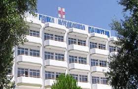 Γιαννιτσά: Γυναίκα άρπαξε τη νοσηλεύτρια από τα μαλλιά για να μην εμβολιαστεί η μητέρα της Γιαννιτσά: Γυναίκα άρπαξε τη νοσηλεύτρια από τα μαλλιά για να μην εμβολιαστεί η μητέρα της
