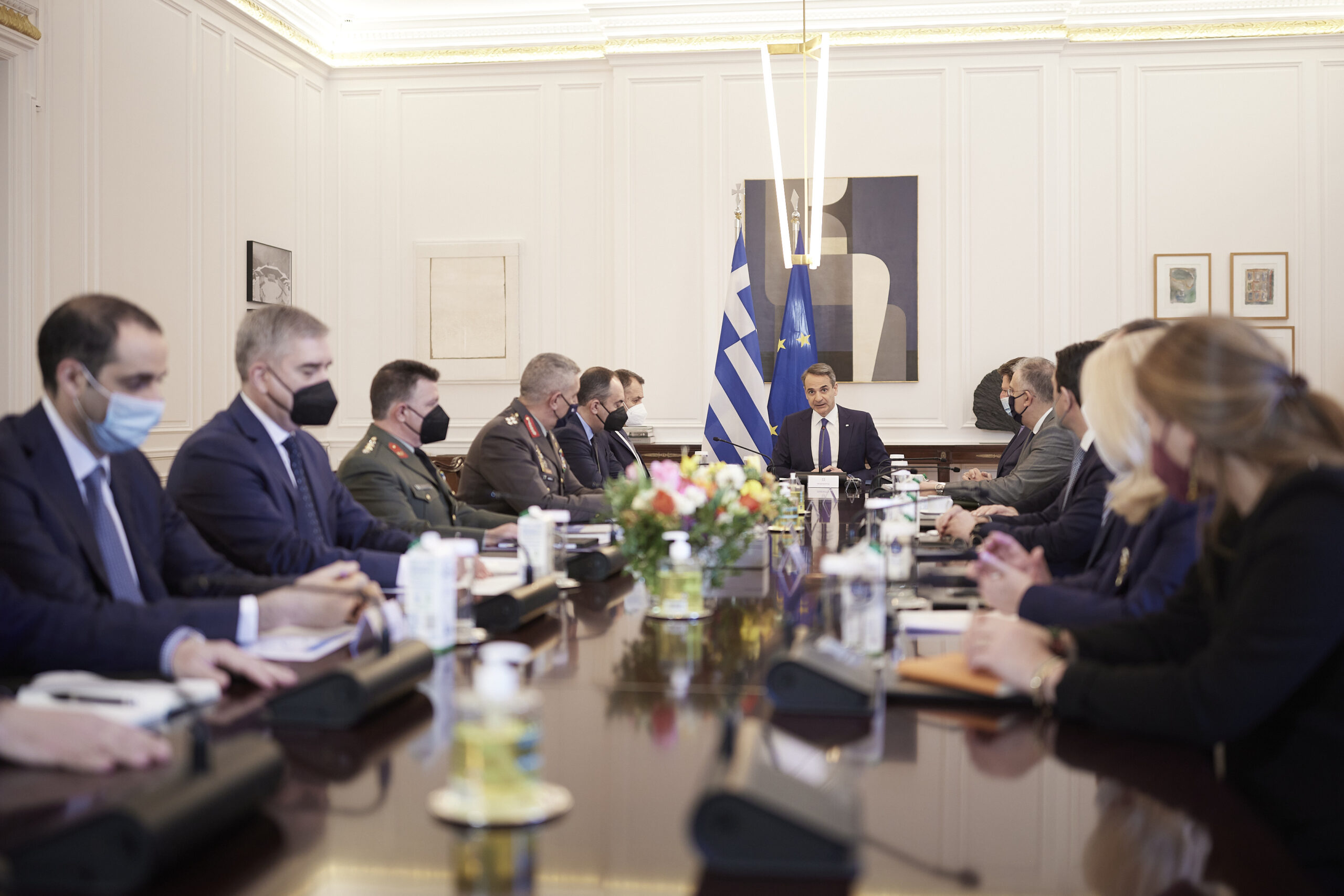 Κυριάκος Μητσοτάκης : «συντονιζόμαστε με τους εταίρους μας ώστε η αντίδρασή μας να μην είναι απλά κοινή, αλλά να είναι και αντίστοιχη της πρωτοφανούς ρωσικής προκλητικότητας» Κυριάκος Μητσοτάκης : «συντονιζόμαστε με τους εταίρους μας ώστε η αντίδρασή μας να μην είναι απλά κοινή, αλλά να είναι και αντίστοιχη της πρωτοφανούς ρωσικής προκλητικότητας»