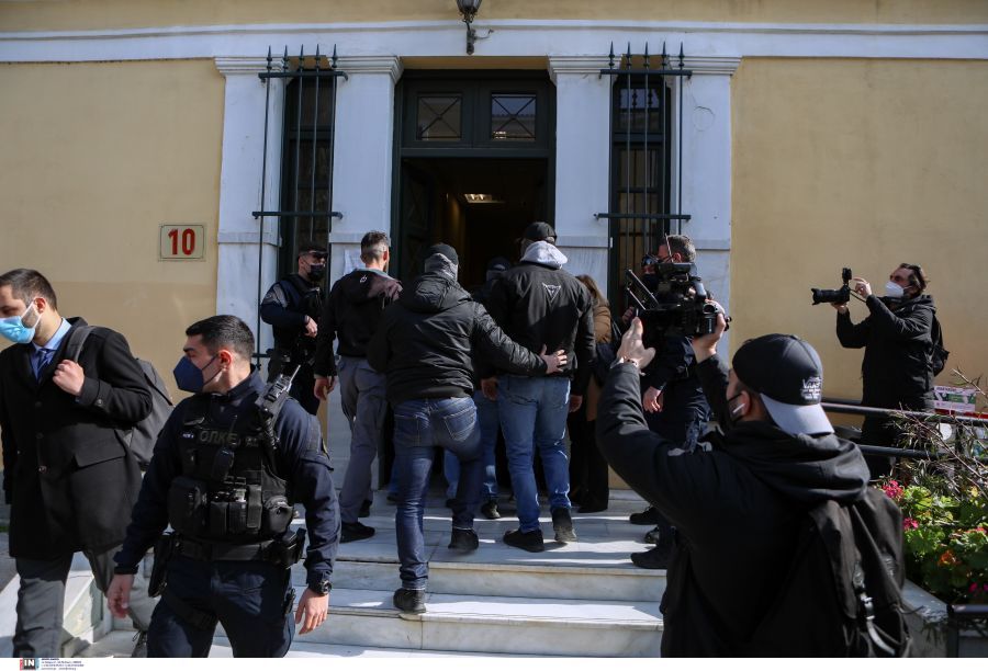 Προφυλακιστέοι η μητέρα και ο σύντροφός της για τη δολοφονία του 7χρονου στην Κυψέλη Προφυλακιστέοι η μητέρα και ο σύντροφός της για τη δολοφονία του 7χρονου στην Κυψέλη