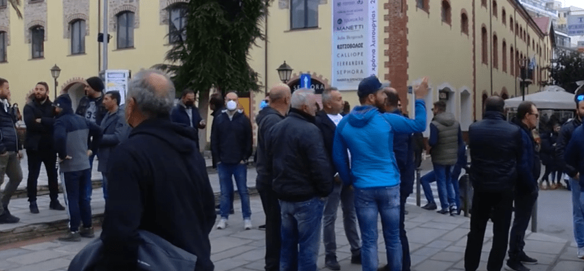 Περιμένουν συνάντηση με τον Υπουργό οι αγρότες της ΑΜ-Θ Περιμένουν συνάντηση με τον Υπουργό οι αγρότες της ΑΜ-Θ