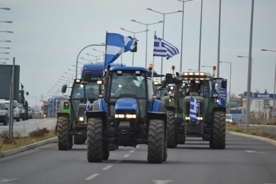 Στους δρόμους οι αγρότες του Έβρου Στους δρόμους οι αγρότες του Έβρου