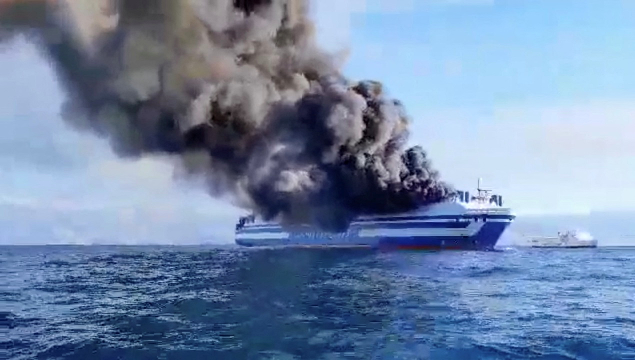 Εuroferry Olympia: 14 οι αγνοούμενοι του πλοίου – Τρεις Έλληνες ανάμεσά τους Εuroferry Olympia: 14 οι αγνοούμενοι του πλοίου – Τρεις Έλληνες ανάμεσά τους