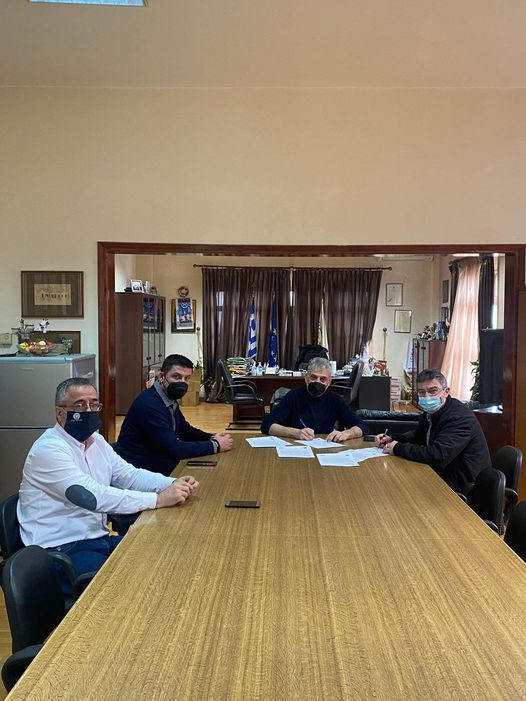 Δήμος Ορεστιάδας: «Υπογραφή σύμβασης για το Έργο: ‘Ενεργειακή Αναβάθμιση Συγκροτήματος Κτιρίων ΕΠΑΛ, Προϋπολογισμού 2.480.000,00 €’» Δήμος Ορεστιάδας: «Υπογραφή σύμβασης για το Έργο: ‘Ενεργειακή Αναβάθμιση Συγκροτήματος Κτιρίων ΕΠΑΛ, Προϋπολογισμού 2.480.000,00 €’»