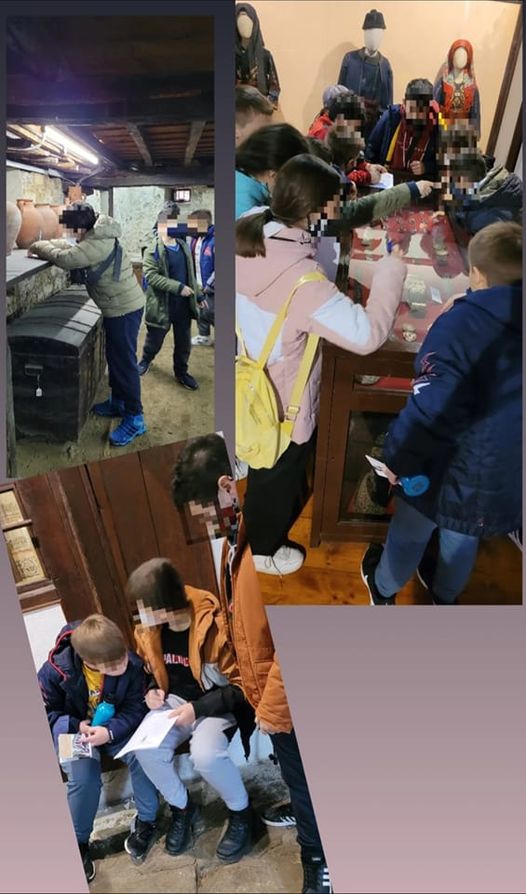 Μαθητές του 8ου δημοτικού σχολείου στο Λαογραφικό Μουσείο Κομοτηνής Μαθητές του 8ου δημοτικού σχολείου στο Λαογραφικό Μουσείο Κομοτηνής
