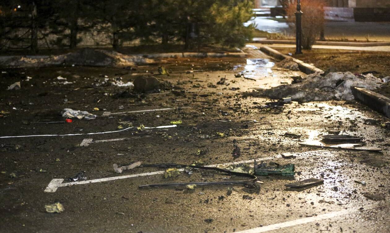 Ο Ουκρανικός στρατός βομβάρδισε χωριό στις ρωσόφωνες περιοχές του Ντονμπάς Ο Ουκρανικός στρατός βομβάρδισε χωριό στις ρωσόφωνες περιοχές του Ντονμπάς