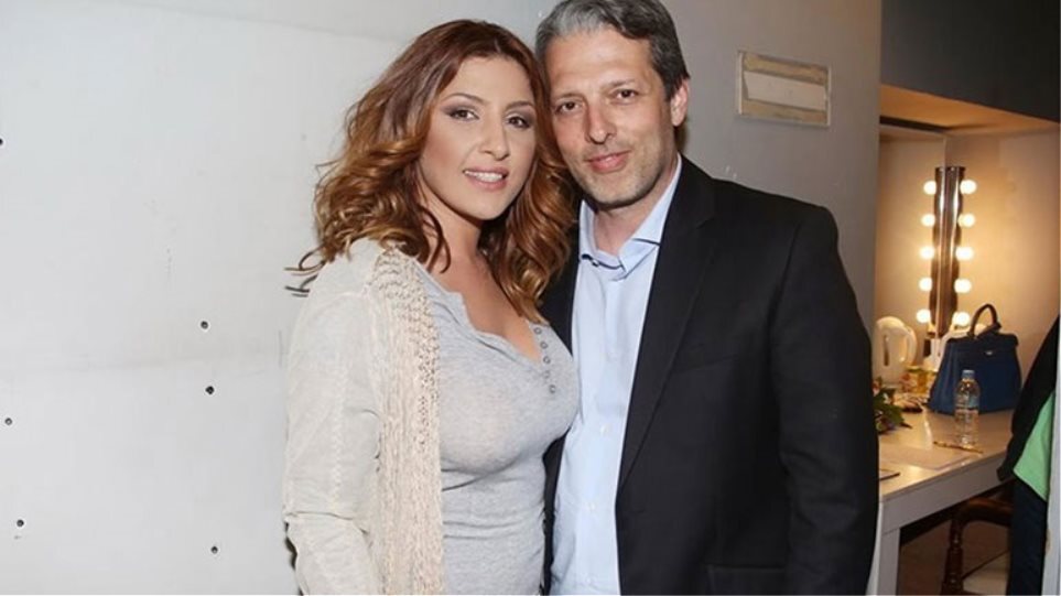Η Έλενα Παπαρίζου το έκανε γνωστό με μια ανάρτηση και δεν έχει λόγο να κρύβει ότι είναι ευτυχισμένη Η Έλενα Παπαρίζου το έκανε γνωστό με μια ανάρτηση και δεν έχει λόγο να κρύβει ότι είναι ευτυχισμένη