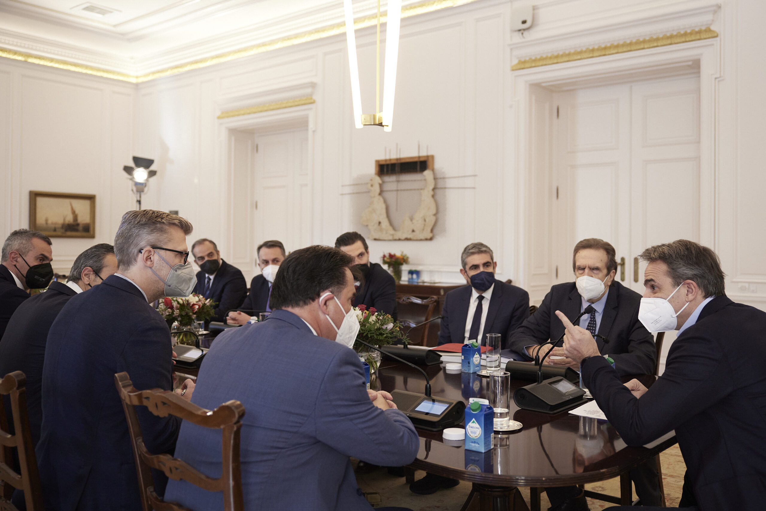 Οι προοπτικές και τα προβλήματα του Εμπορίου στη συνάντηση του νέου Προεδρείου της ΕΣΕΕ με τον Πρωθυπουργό κ. Κ. Μητσοτάκη