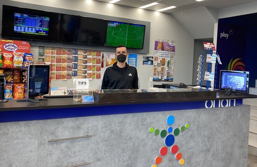 Στη Μυτιλήνη το «χρυσό» δελτίο του Τζόκερ που κέρδισε 8,7 εκατ. ευρώ Στη Μυτιλήνη το «χρυσό» δελτίο του Τζόκερ που κέρδισε 8,7 εκατ. ευρώ