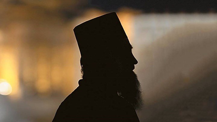 Δύο ιερείς καταδικάστηκαν για ασέλγεια σε ανήλικο αγόρι στην Κοζάνη
