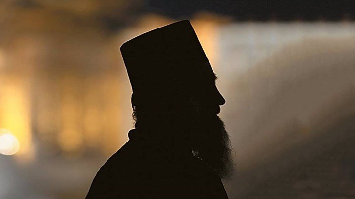 Δύο ιερείς καταδικάστηκαν για ασέλγεια σε ανήλικο αγόρι στην Κοζάνη Δύο ιερείς καταδικάστηκαν για ασέλγεια σε ανήλικο αγόρι στην Κοζάνη